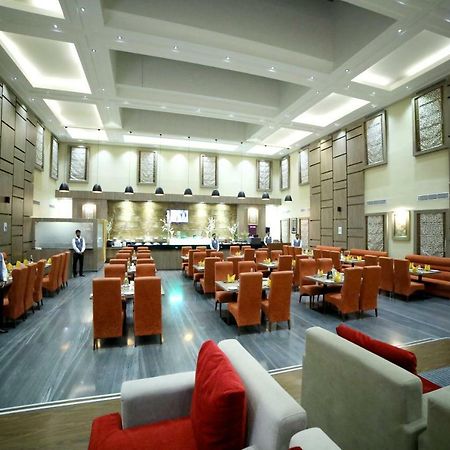 Rg Royal Hotel Bangalore Eksteriør bilde