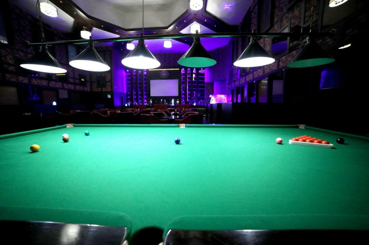 Rg Royal Hotel Bangalore Eksteriør bilde