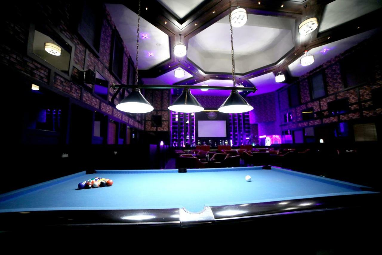 Rg Royal Hotel Bangalore Eksteriør bilde